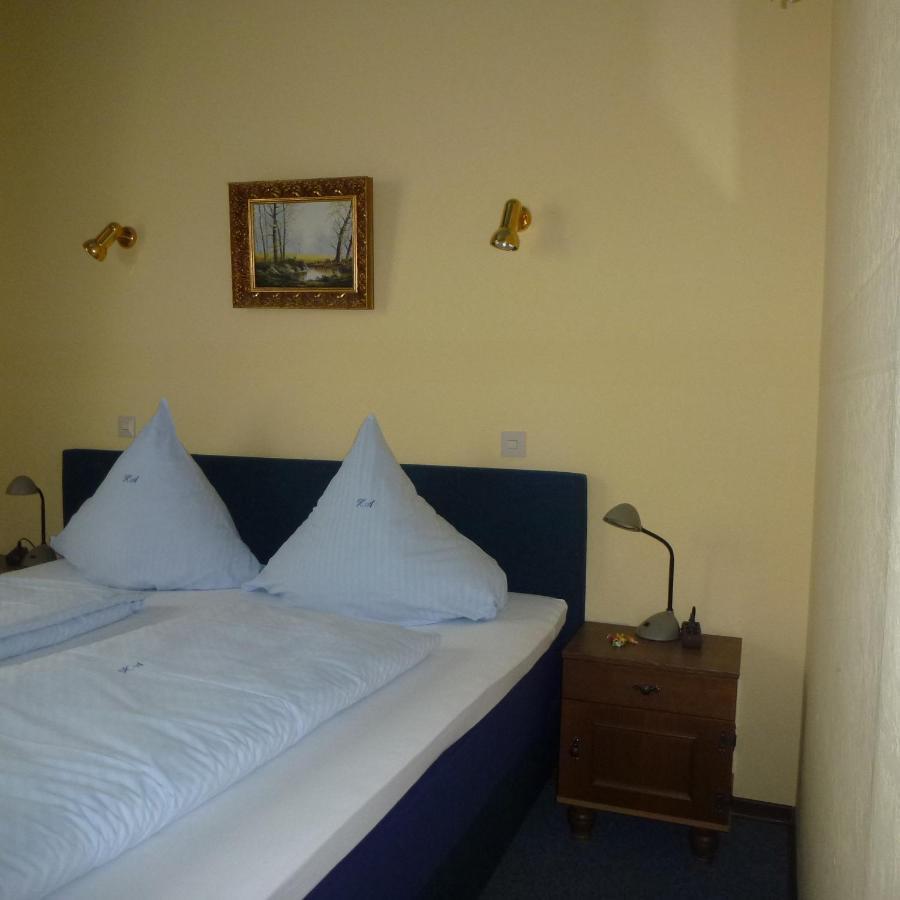 Hotel Adler Dusseldorf Luaran gambar