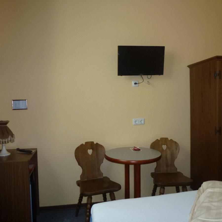 Hotel Adler Dusseldorf Luaran gambar